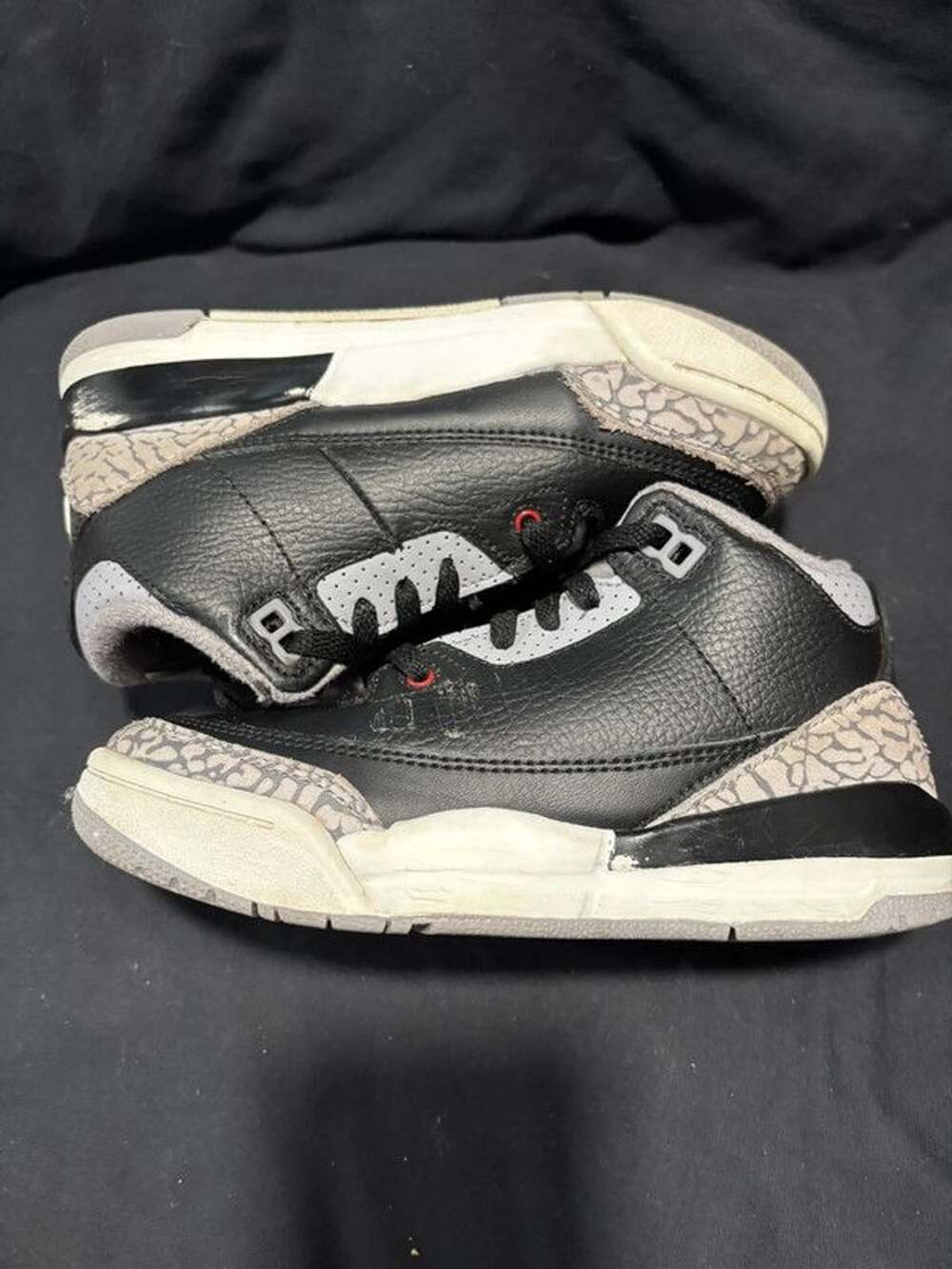 Jordan 3 Black Cement